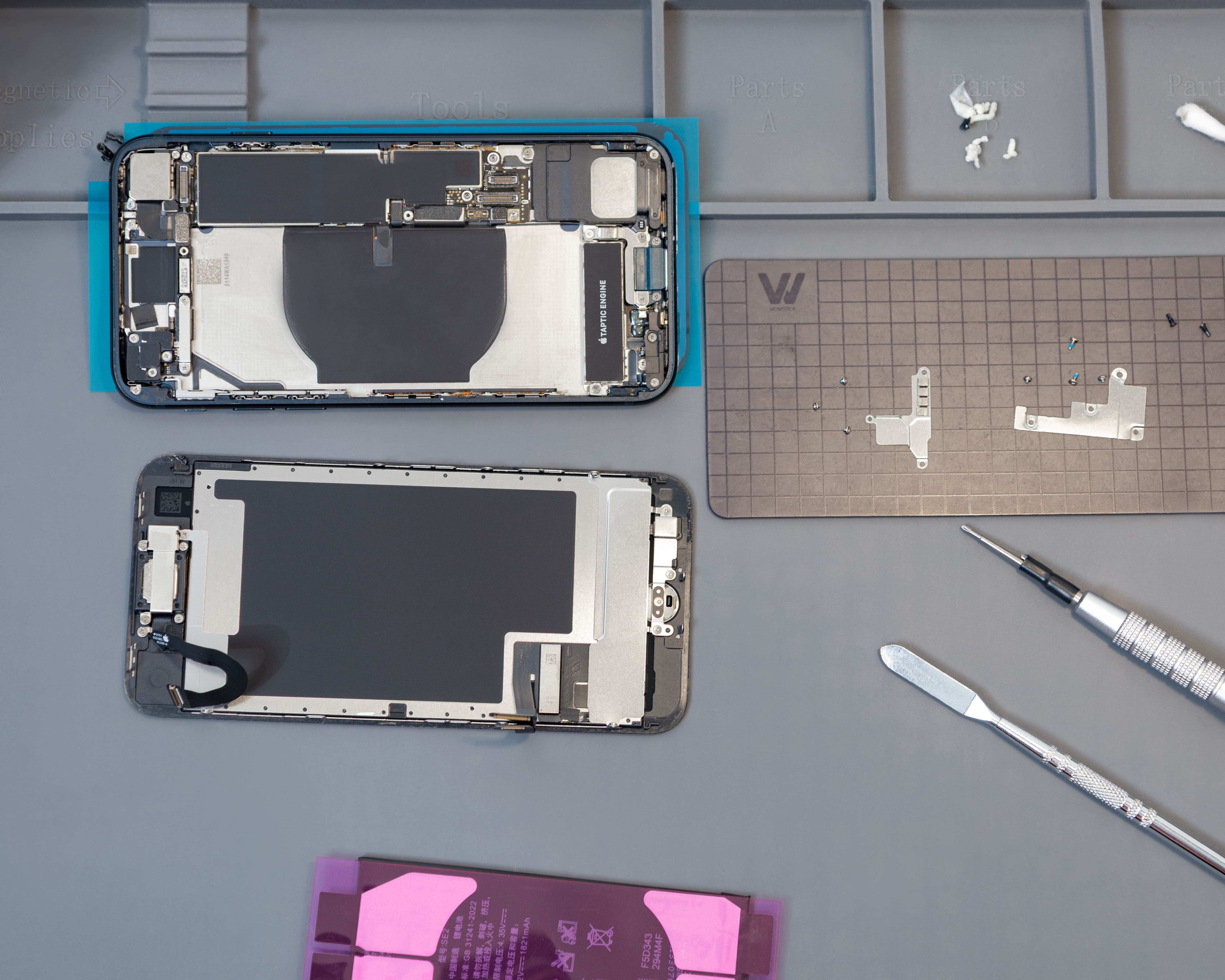 Naprawa iPhone’a po gwarancji – kiedy warto skorzystać z autoryzowanego serwisu?