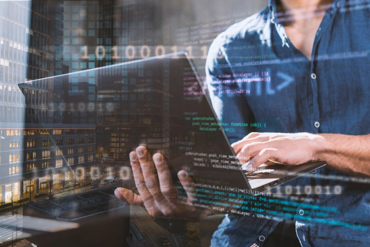 Serwer VPS czy dedykowany, co wybrać dla małej firmy?